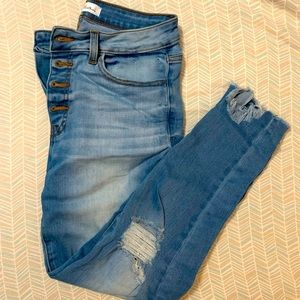 KanCan Light Wash Skinny Jeans -Frayed ankle